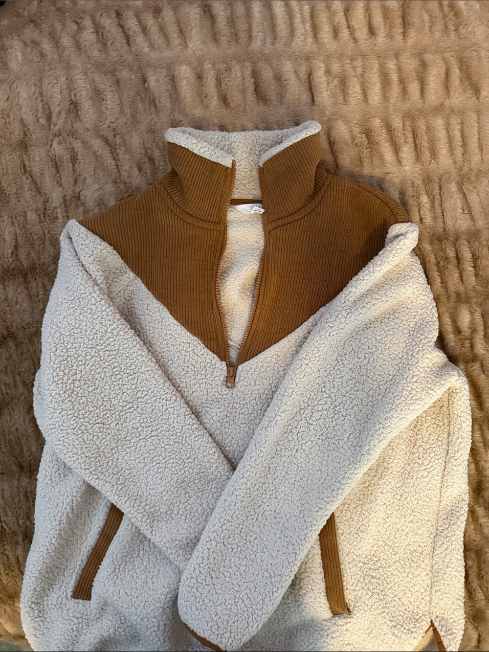 Cozy Two-Tone Sherpa Half-Zip Pullover - Cream & Brown